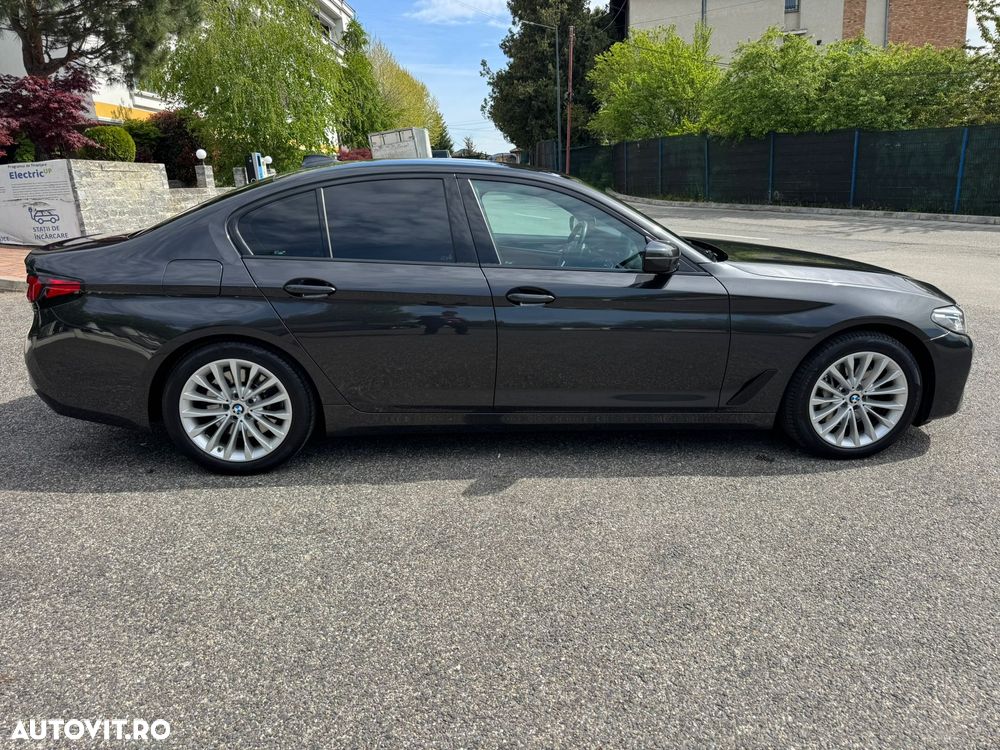BMW Seria 5 540d xDrive Aut. Luxury Line - 7