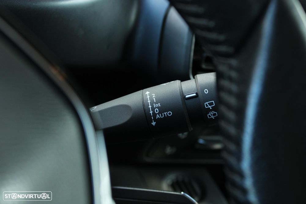 Peugeot Rifter 1.5 BlueHDi Longa Allure Pack 7L - 30