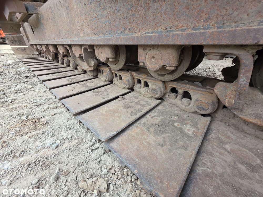Komatsu PC240 LC8 LONG 18m - 13