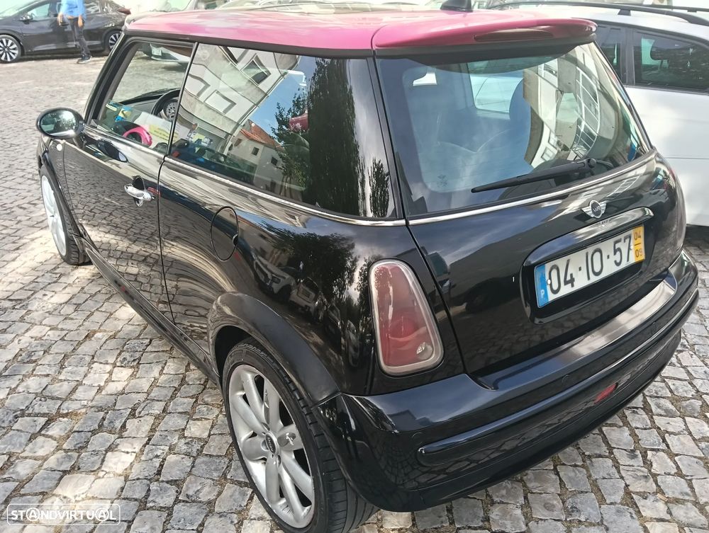 MINI 3 Portas One 1.4 D - 12