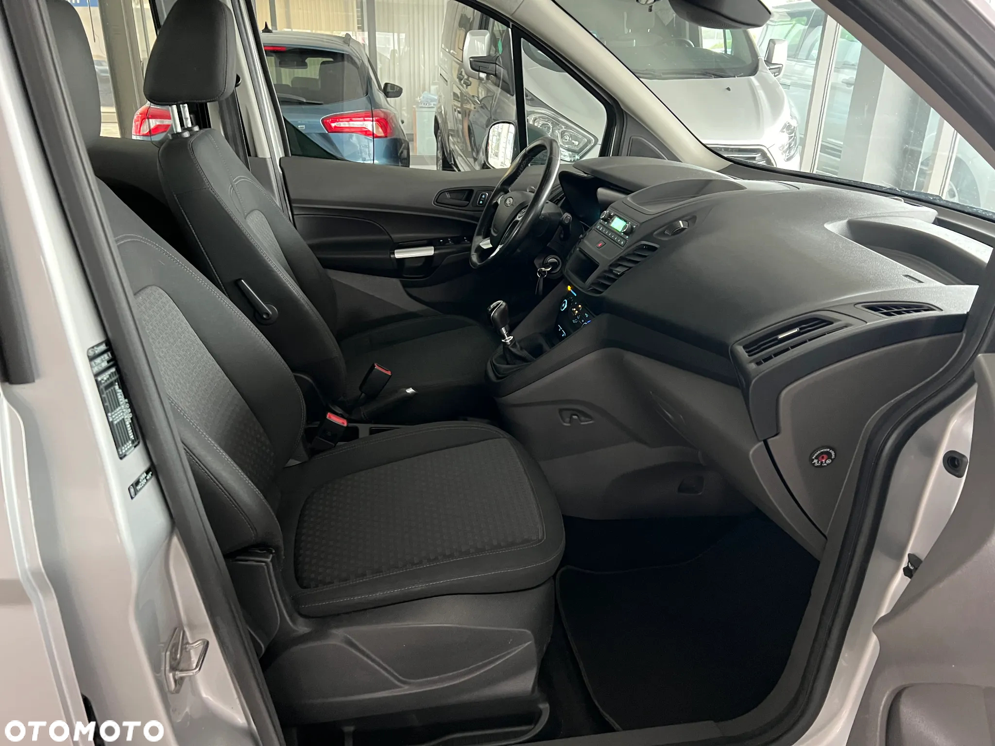 Ford Transit Connect - 39