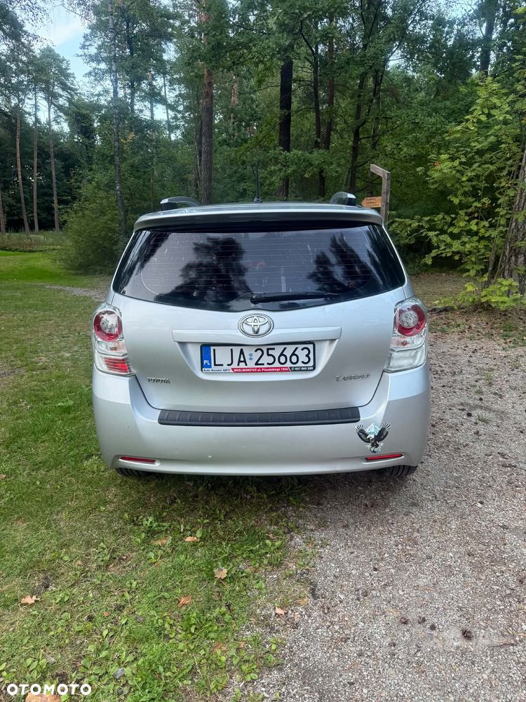 Toyota Verso 2011