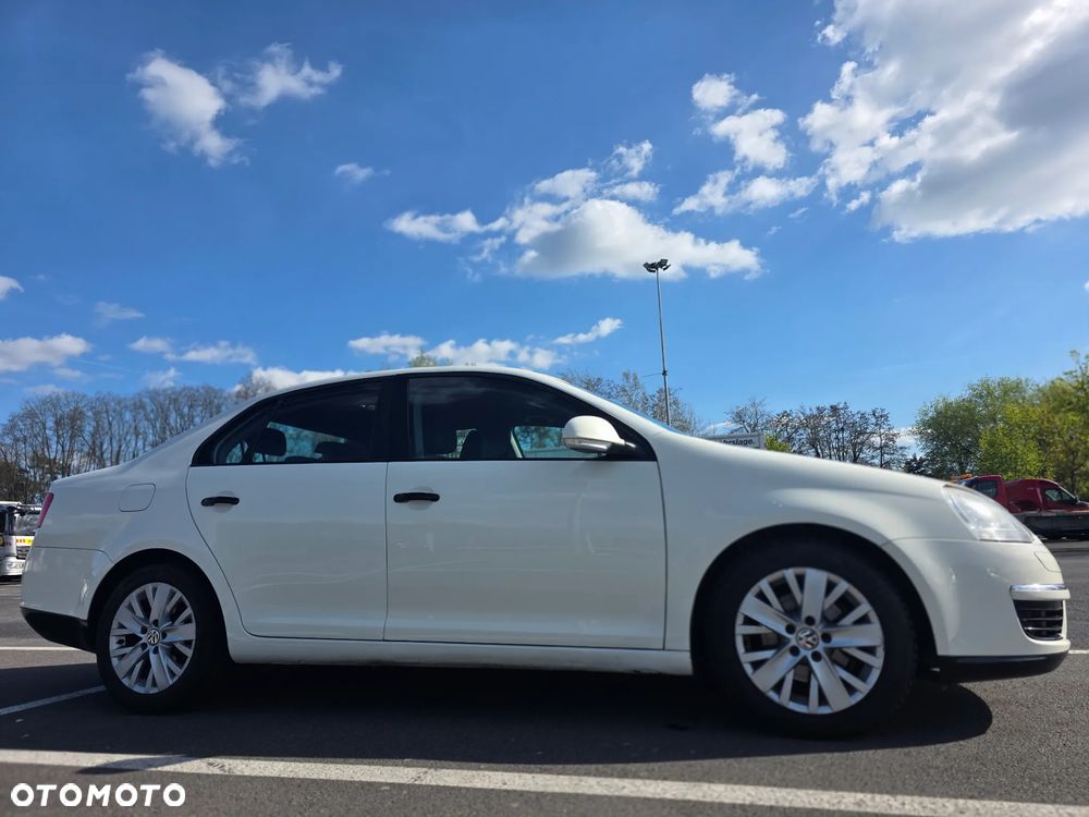 Volkswagen Jetta 1.9 TDI DPF Comfortline - 7