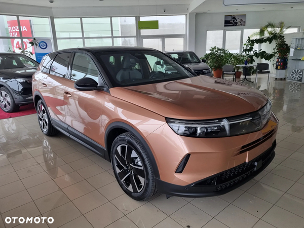 Opel Grandland 1.2 T mHEV GS S&S eDTC6