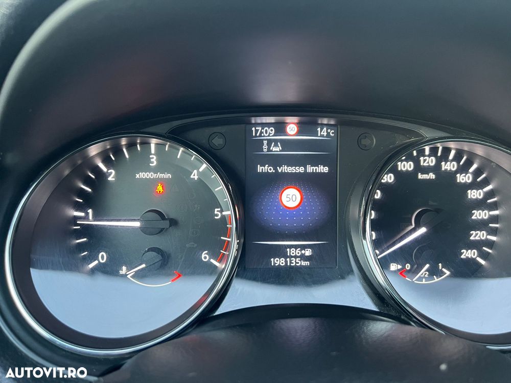 Nissan Qashqai 1.5 DCI TEKNA+ - 6