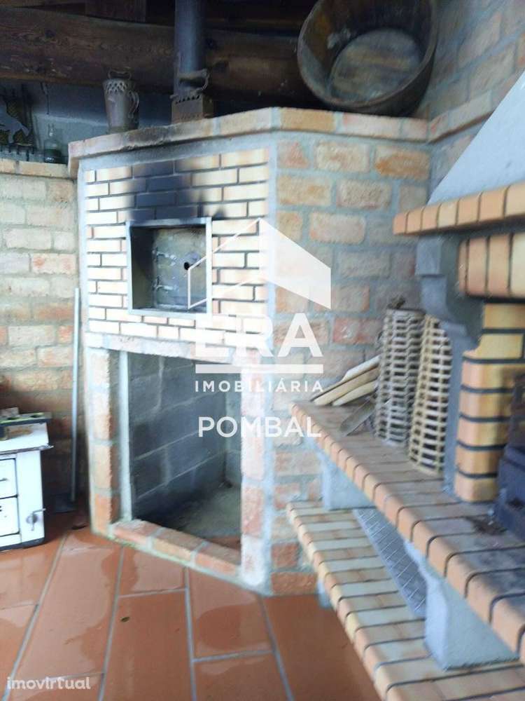 Moradia T4 rch e 1º andar, terreno de 5440m2, Tomar - Grande imagem: 3/16