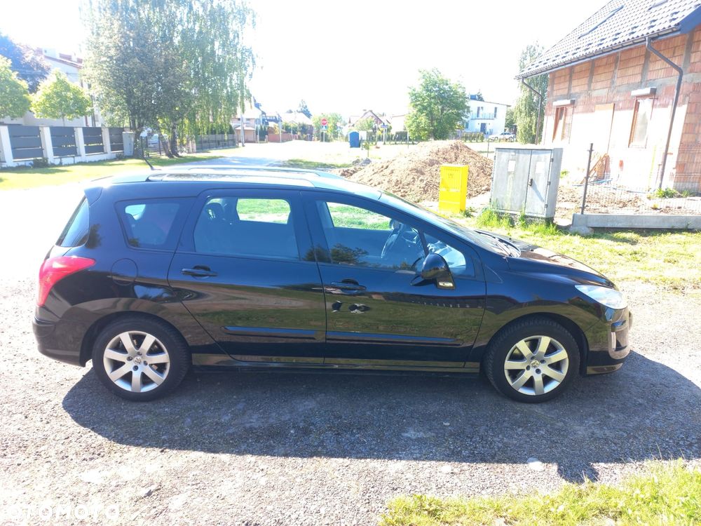 Peugeot 308 1.6 Premium Plus - 6