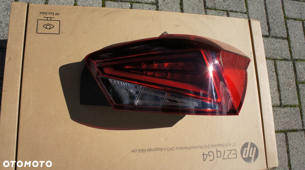 TYLNA PRAWA LAMPA SEAT IBIZA V LED - 1