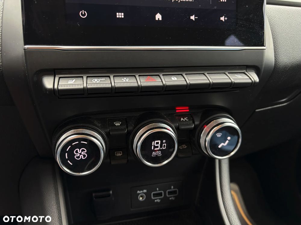 Renault Captur TCe 100 BUSINESS EDITION - 31