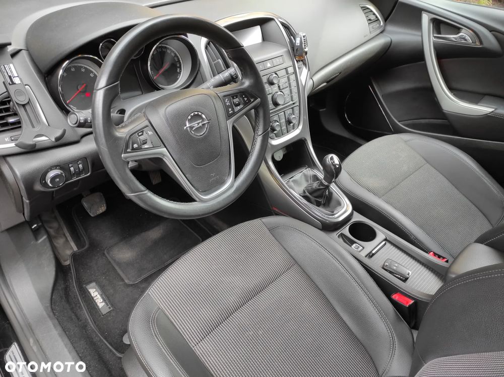 Opel Astra IV 1.6 Cosmo - 4