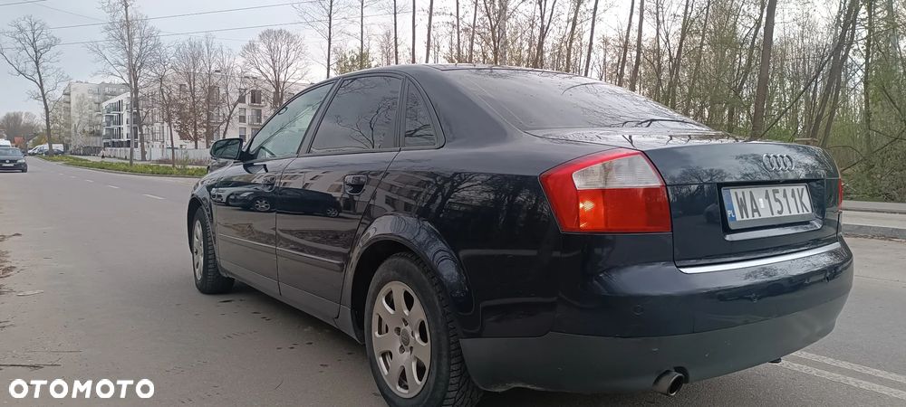 Audi A4 Limousine - 7