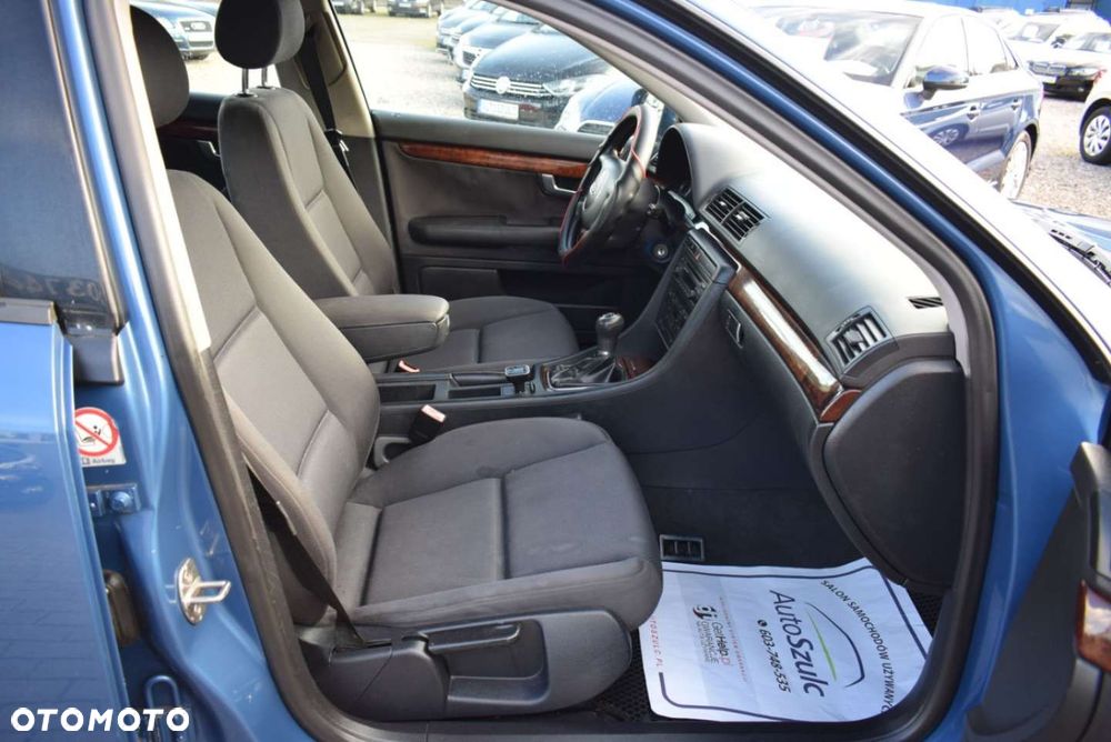 Audi A4 Limousine - 23