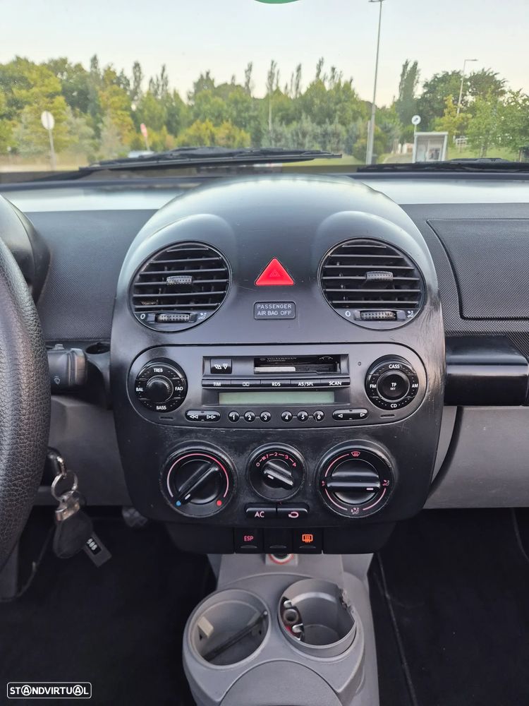 VW New Beetle Cabriolet 1.4 CE - 30