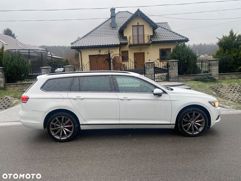 Volkswagen Passat Variant 2.0 TDI SCR DSG Elegance - 4