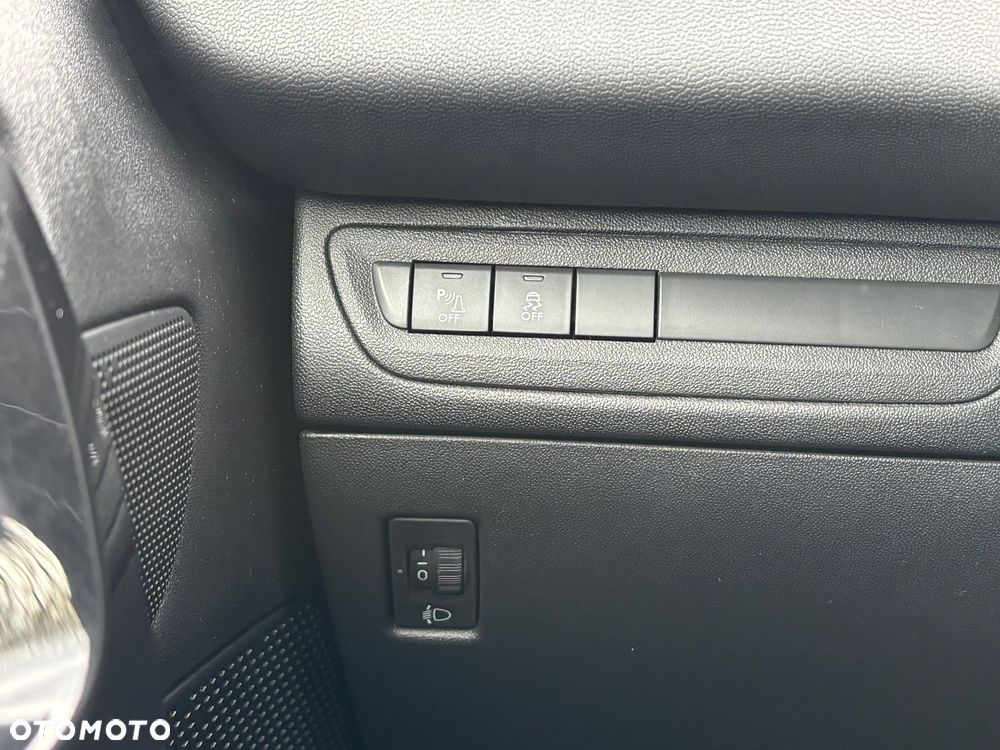 Peugeot 208 1.2 VTi Active - 19