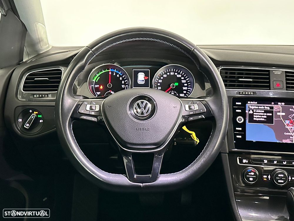 VW e-Golf AC/DC - 19