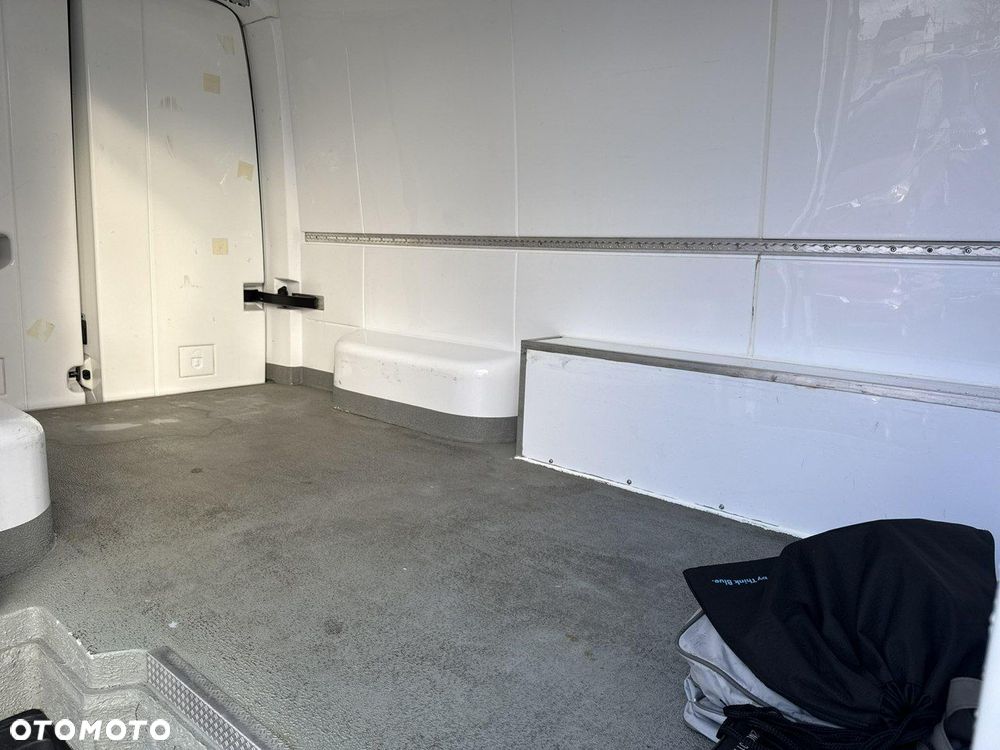 Volkswagen Crafter - 19