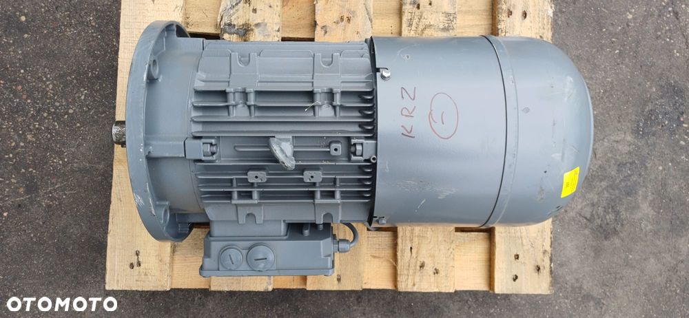 Silnik Elektryczny LENZE MEFEMABI112-22C1C 11kW 120Hz Hamulec Oraz Enkoder - 7