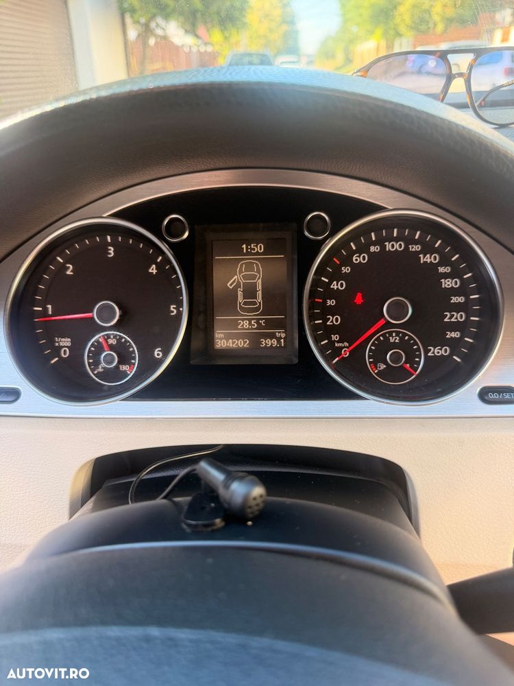 Volkswagen Passat 2.0 TDI Comfortline DPF - 10