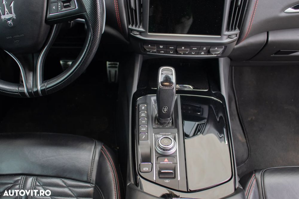 Maserati Levante - 10