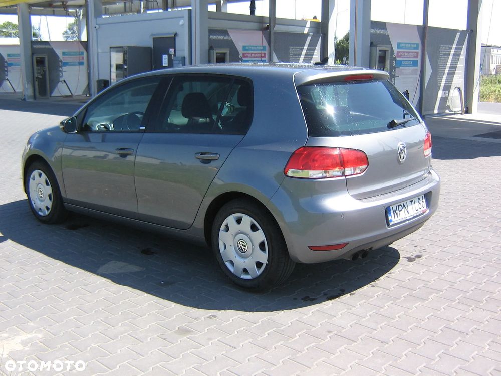 Volkswagen Golf - 5
