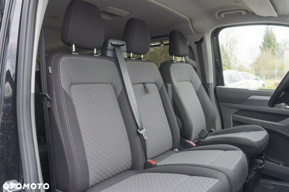 Volkswagen Caravelle - 26