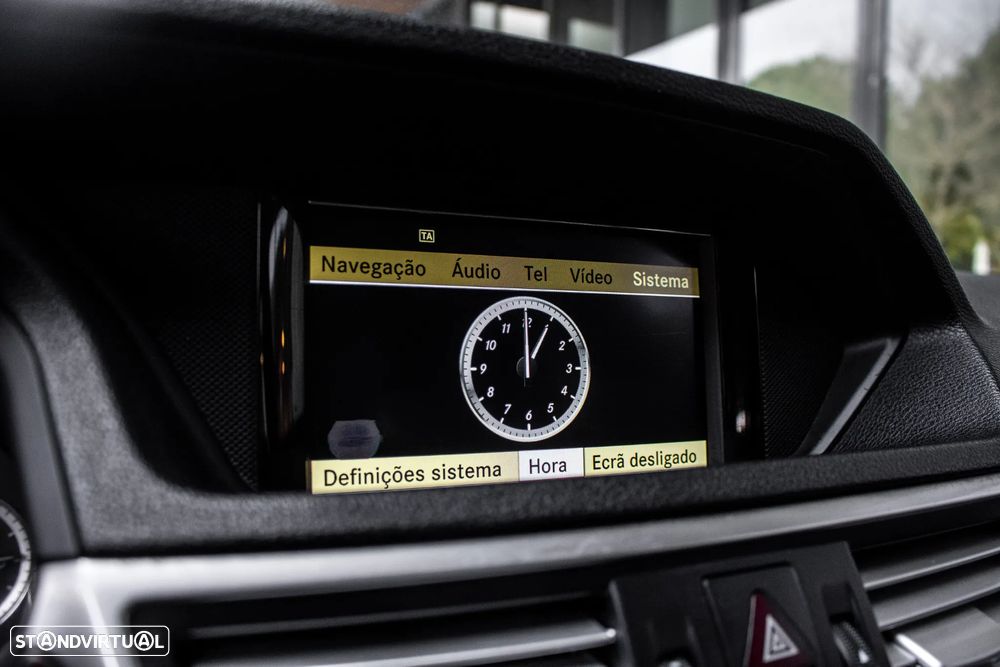 Mercedes-Benz E 220 BlueTEC 9G-TRONIC - 41