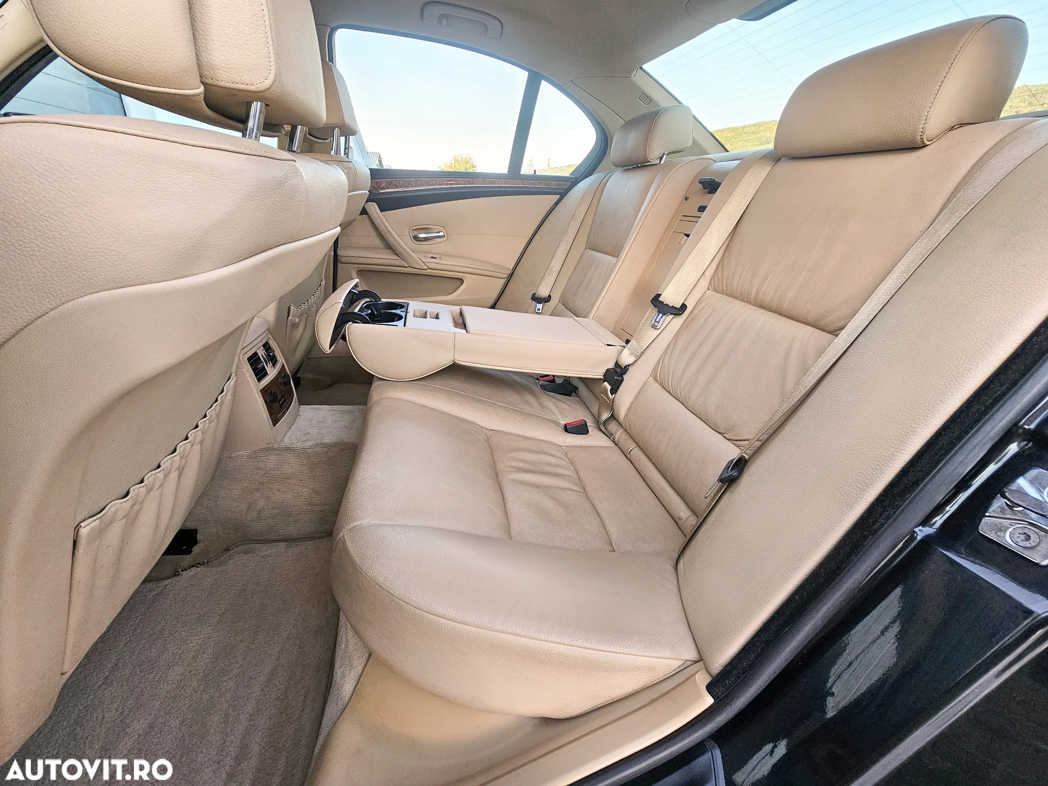 BMW Seria 5 520d Aut. Edition Exclusive - 8