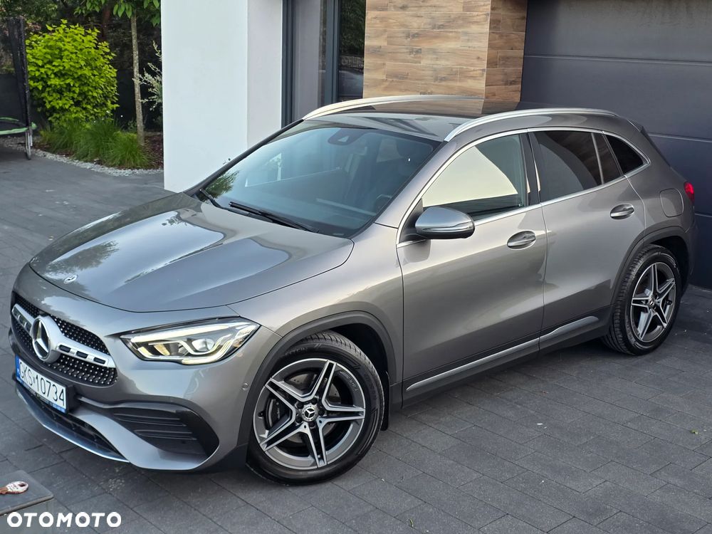 Mercedes-Benz GLA 200 d AMG Line - 12