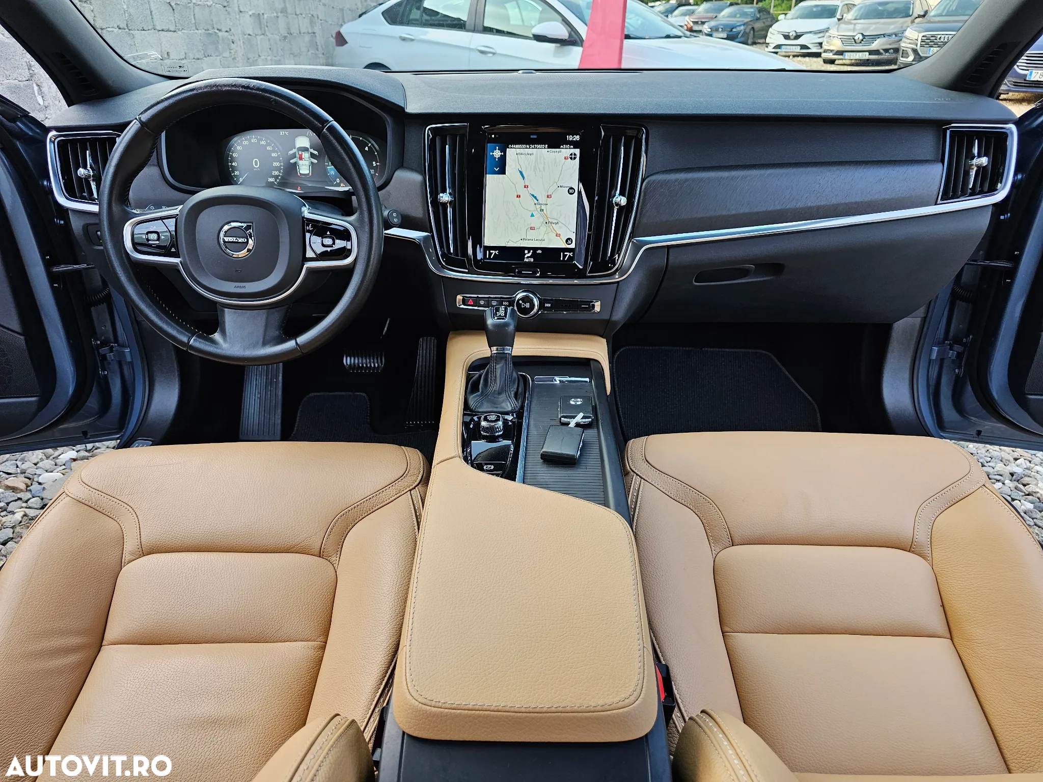 Volvo V90 Cross Country D4 AWD Geartronic Pro - 31
