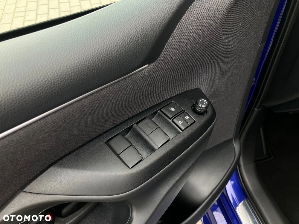 Toyota Yaris Hybrid 1.5 Style - 25