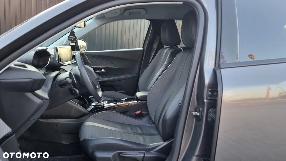 Peugeot 2008 1.5 BlueHDi Allure S&S EAT8 - 8