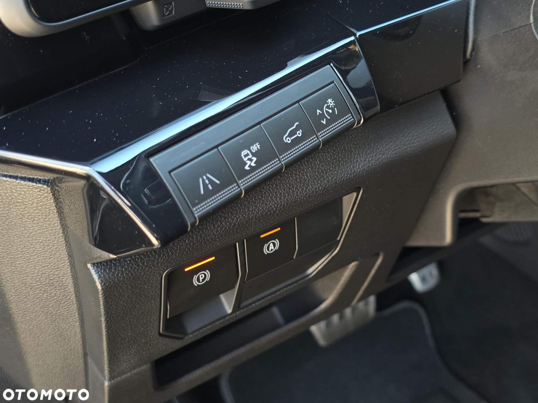 Renault Austral 1.2 E-Tech Full Hybrid 200 Iconic esprit Alpine MMT - 16