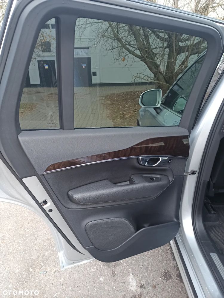 Volvo XC 90 T6 AWD Momentum 7os - 38