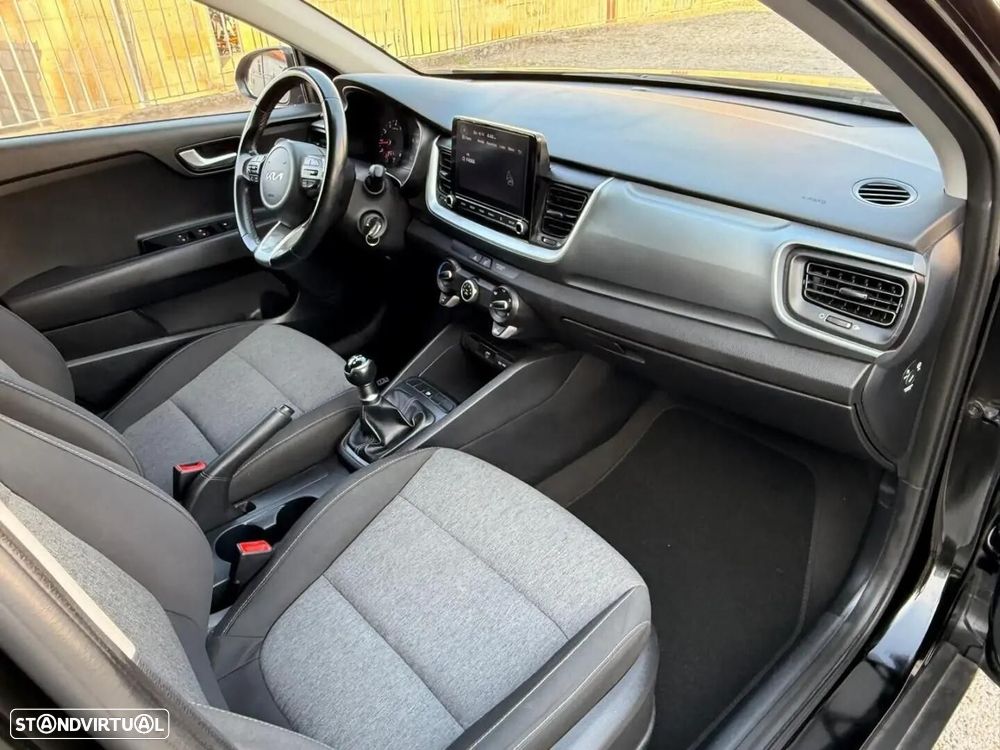 Kia Stonic - 14