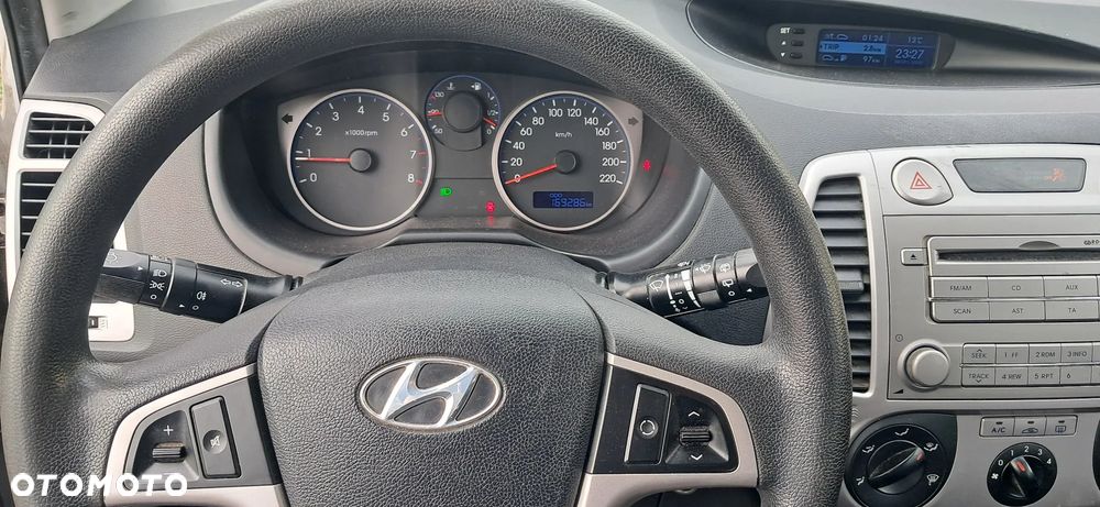 Hyundai i20 - 19