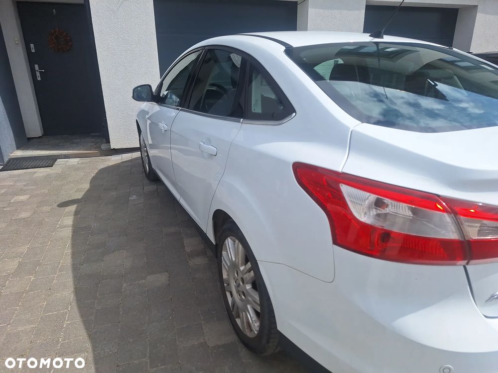 Ford Focus - 10