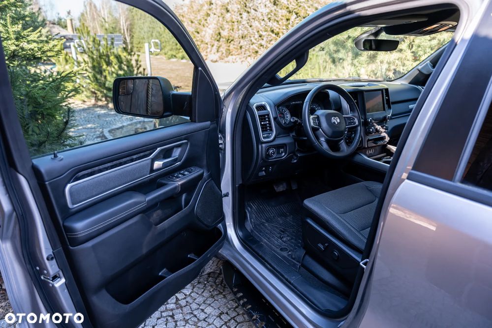 RAM 1500 5.7 Crew Cab Bighorn - 21