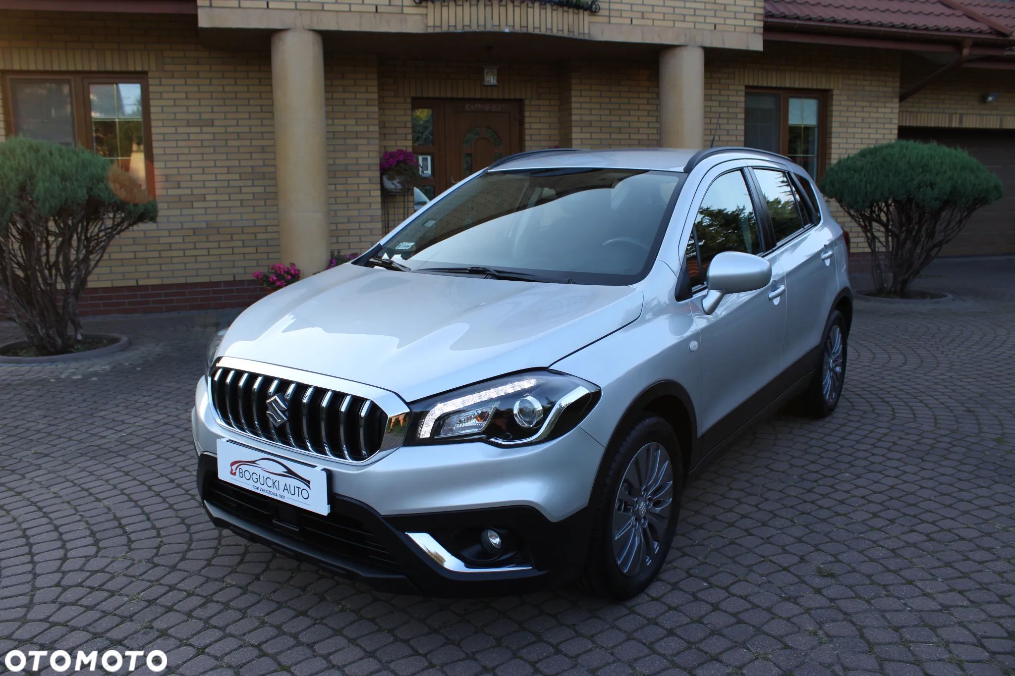 Suzuki SX4 S-Cross 1.4 SHVS Comfort Plus - 1