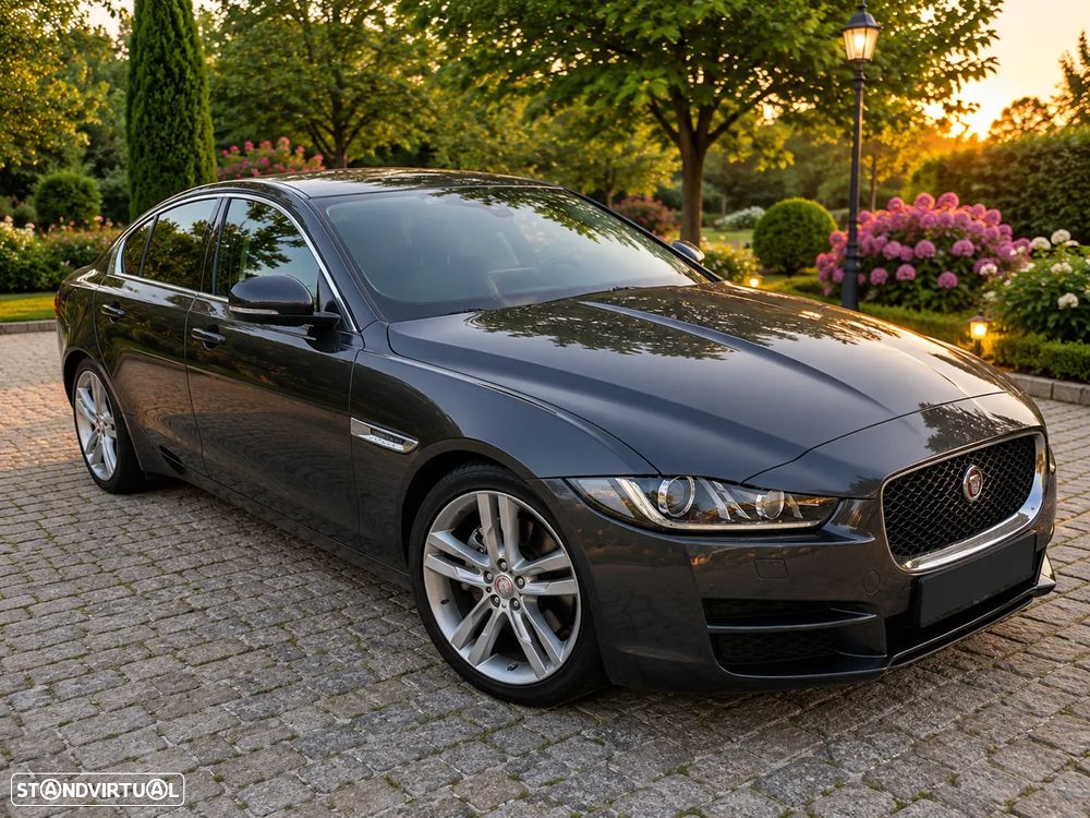 Jaguar XE 20d Aut. Portfolio - 3