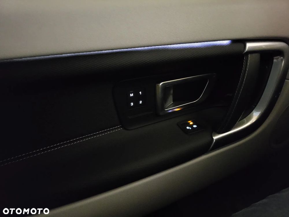 Land Rover Discovery Sport Si4 HSE Luxury - 29