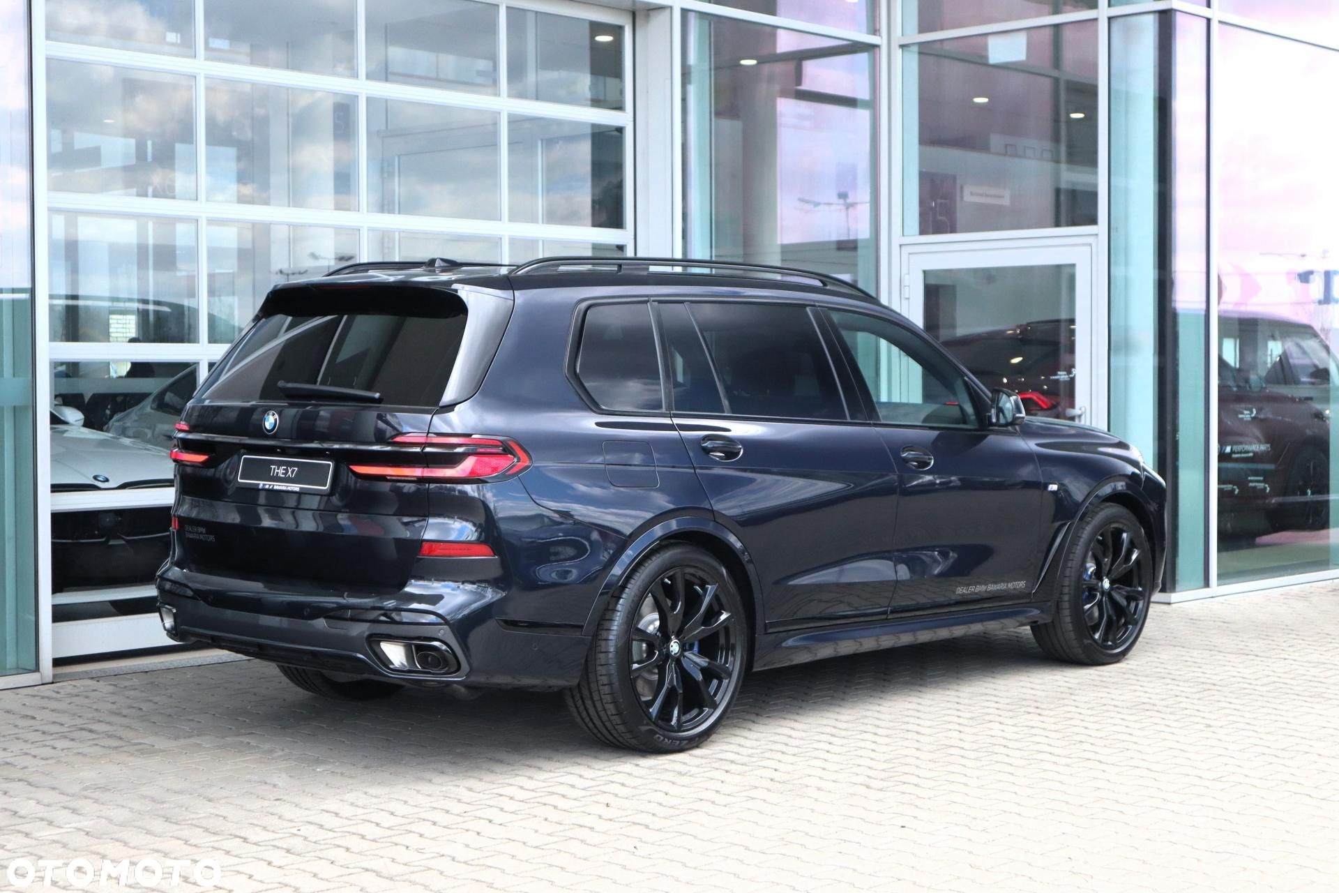 BMW X7 - 7