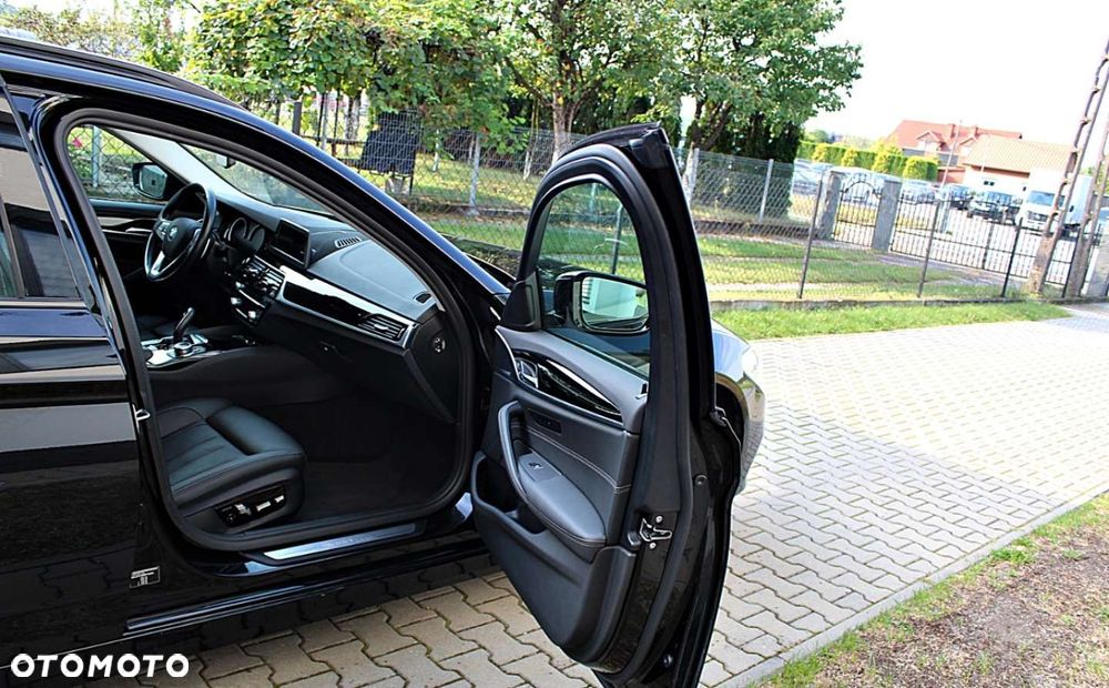 BMW Seria 5 - 17