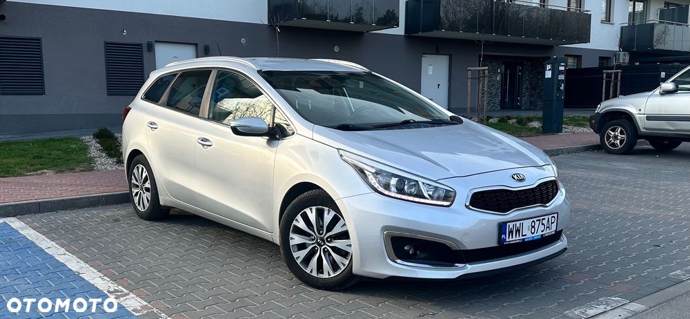 Kia Ceed - 23