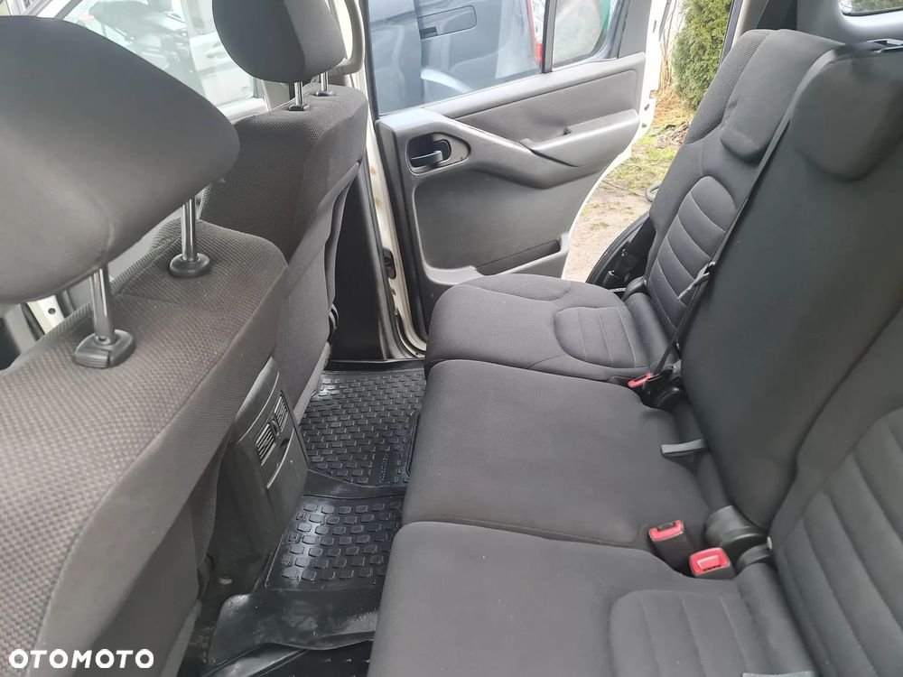 Nissan Pathfinder 2.5 DCi Comfort - 13