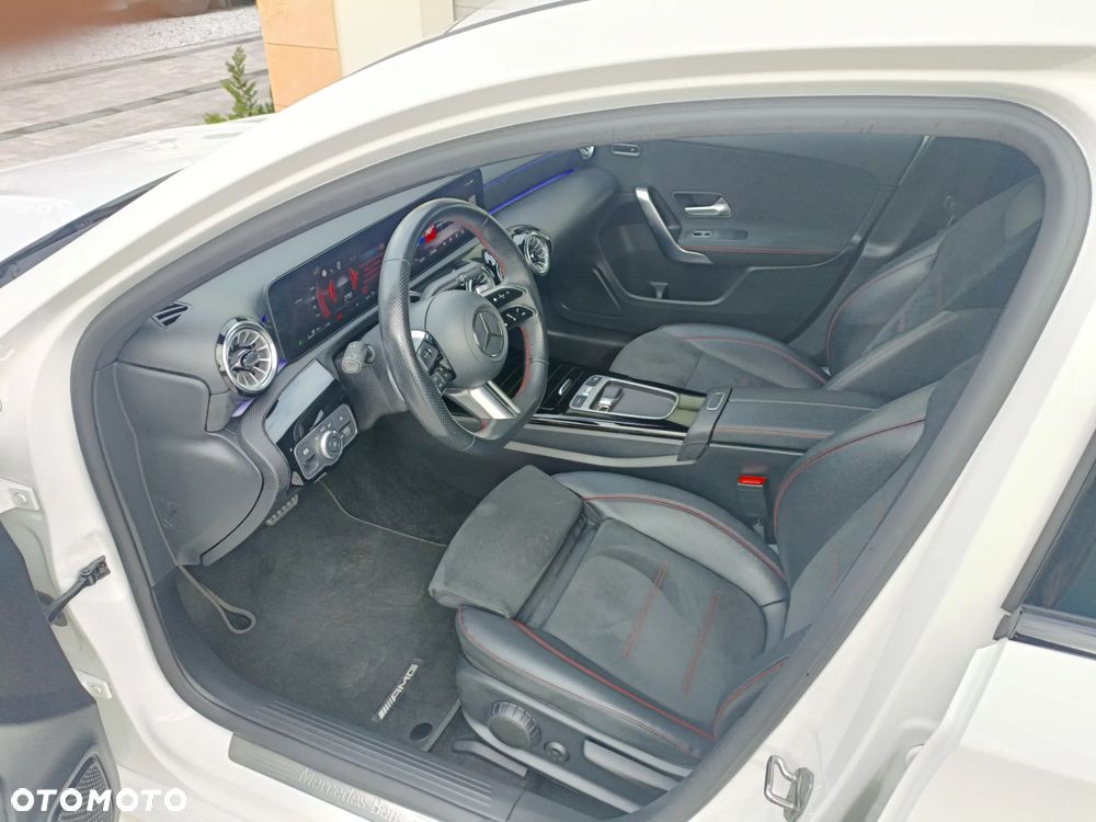 Mercedes-Benz Klasa A 180 7G-DCT AMG Line - 16