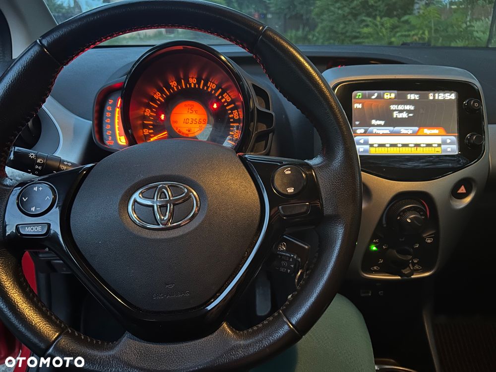 Toyota Aygo - 30