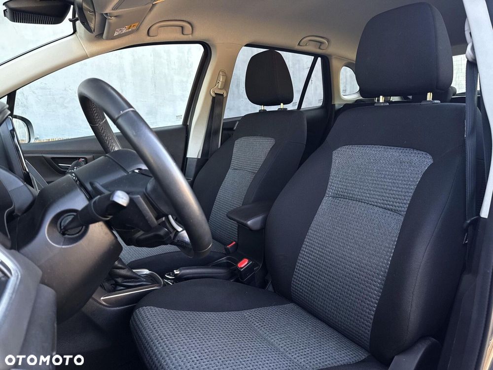 Suzuki S-Cross - 12
