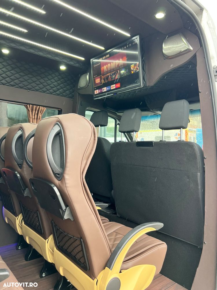 Mercedes-Benz Sprinter - 16