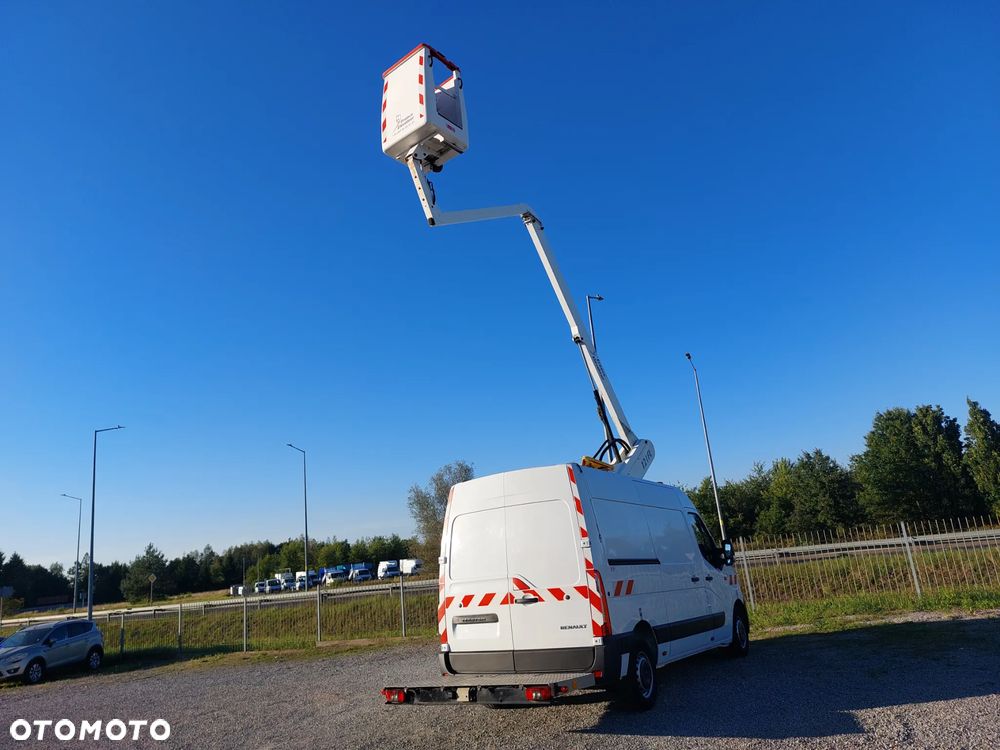 Renault Master / podnośnik koszowy 12.5 m/ zwyżka/ tylko 340 h  pracy/ super stan / Francja - 8